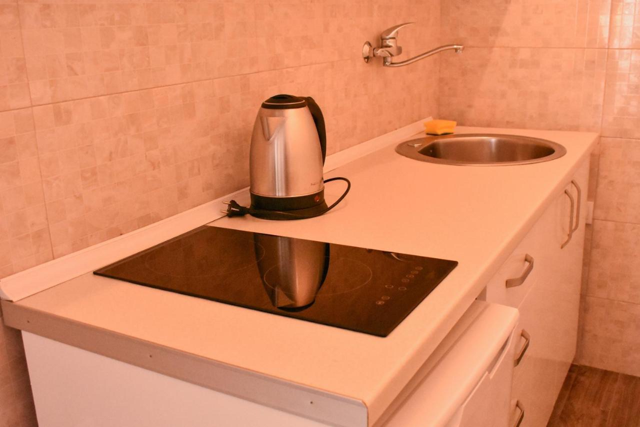 Apartment Hidri *