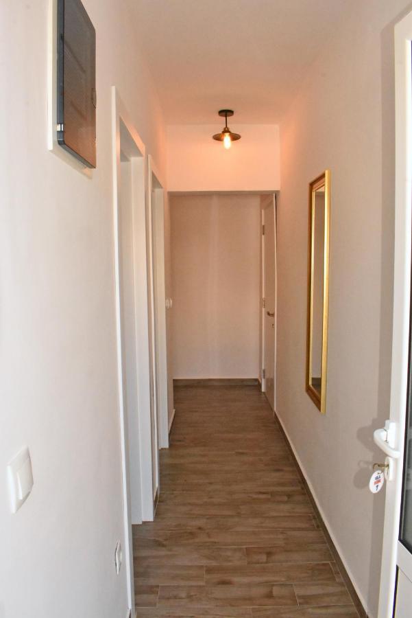 Hidri Apartment