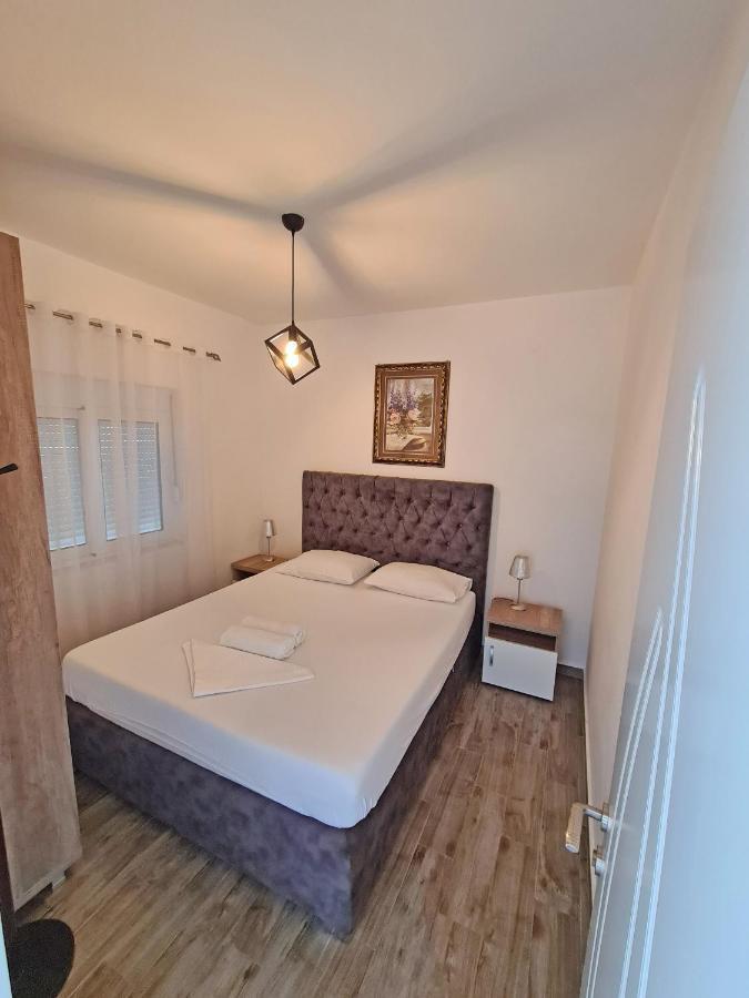 Apartment Hidri
