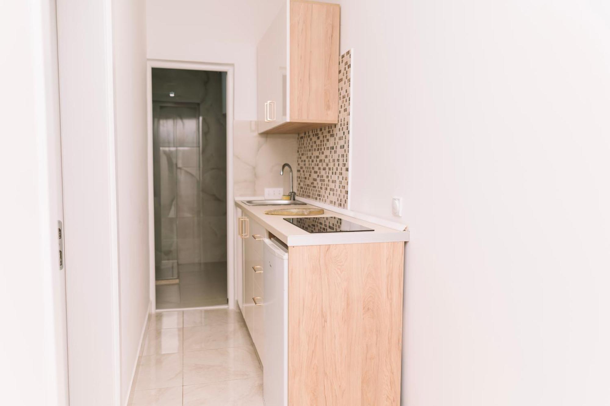 Hidri Apartment