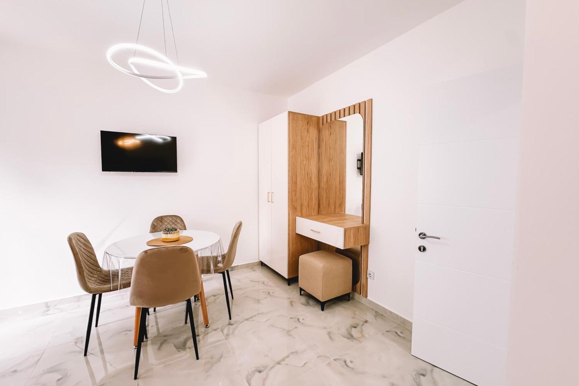 Apartment Hidri