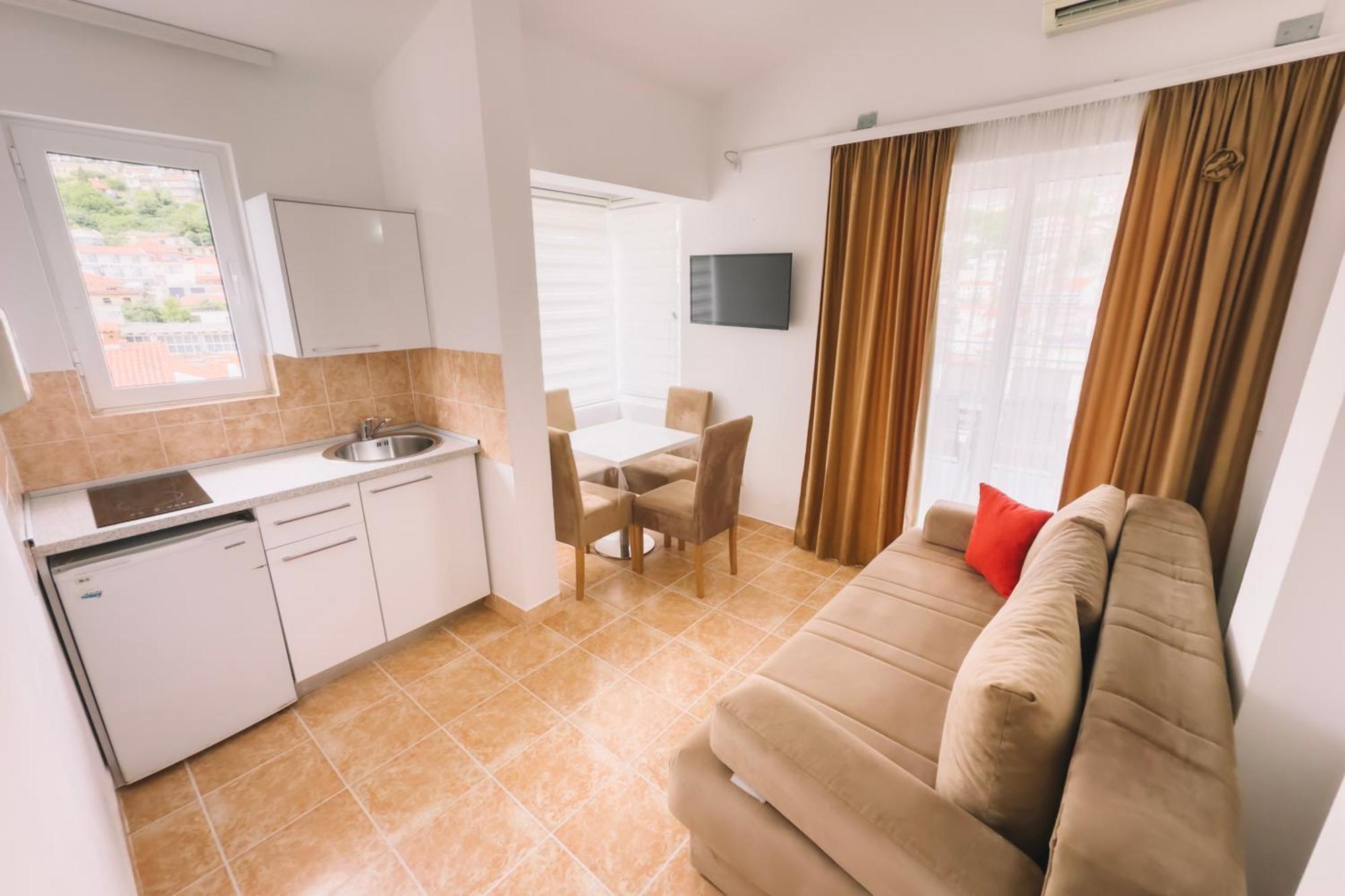 Hidri Apartman Ulcinj